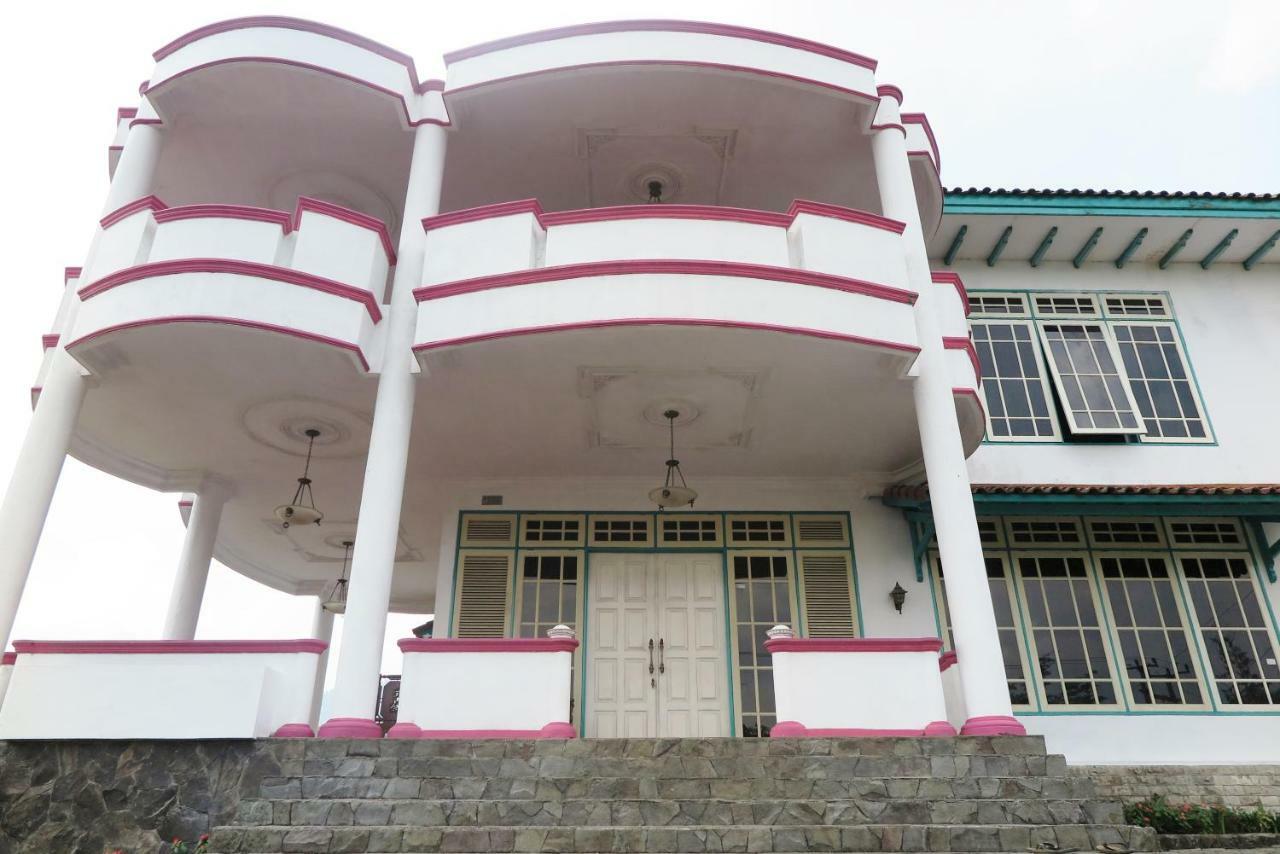 Villa Tiandiva Cisarua Bagian luar foto