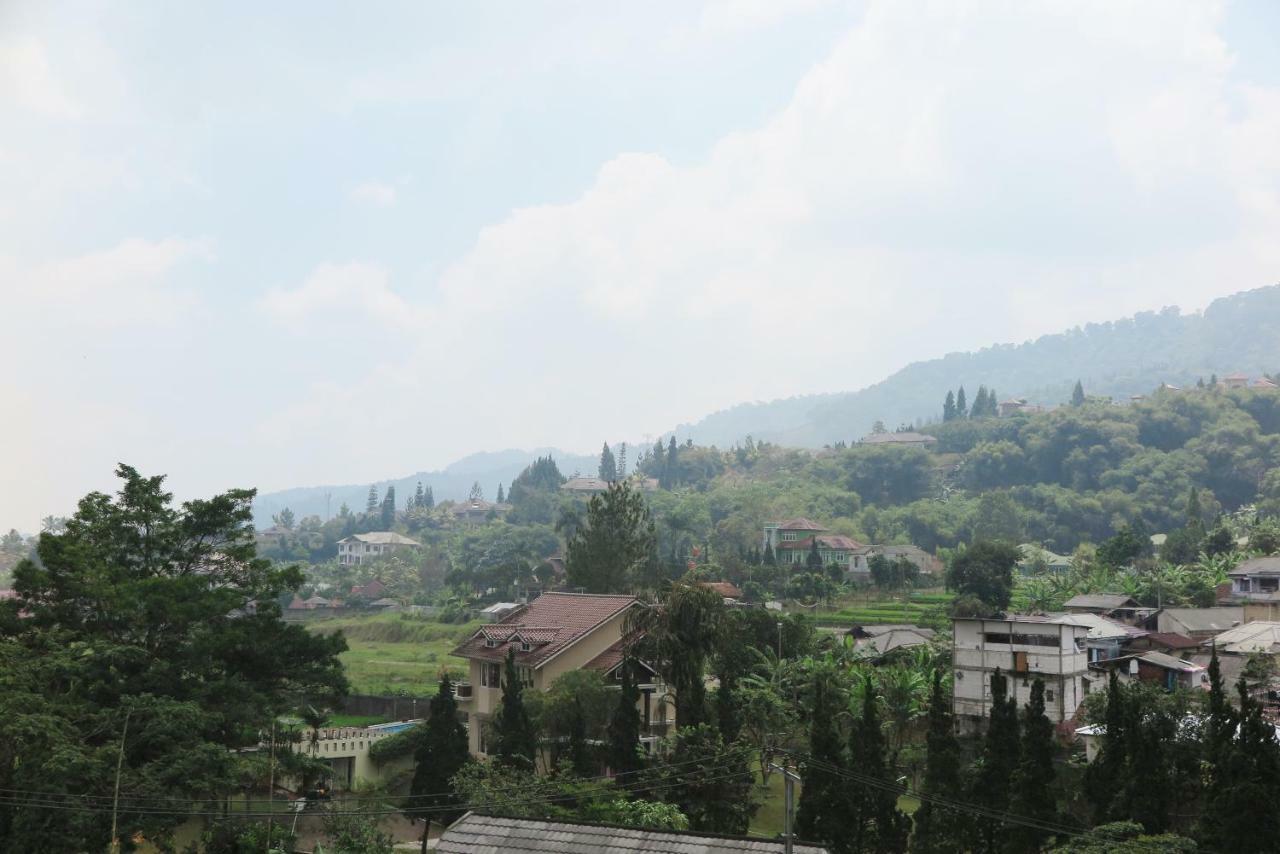 Villa Tiandiva Cisarua Bagian luar foto