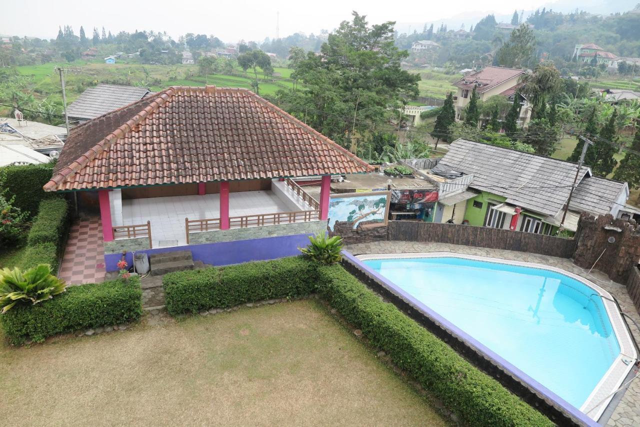 Villa Tiandiva Cisarua Bagian luar foto